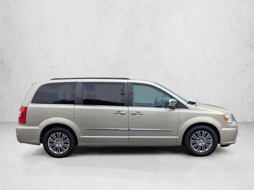 Cashmere/Sandstone Pearlcoat 2015 Chrysler Town & Country Touring-L