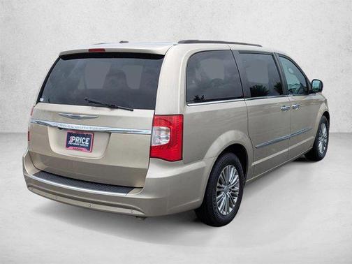 Cashmere/Sandstone Pearlcoat 2015 Chrysler Town & Country Touring-L