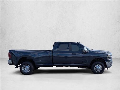 2026 RAM 3500 Laramie Crew Cab 4x4 8' Box