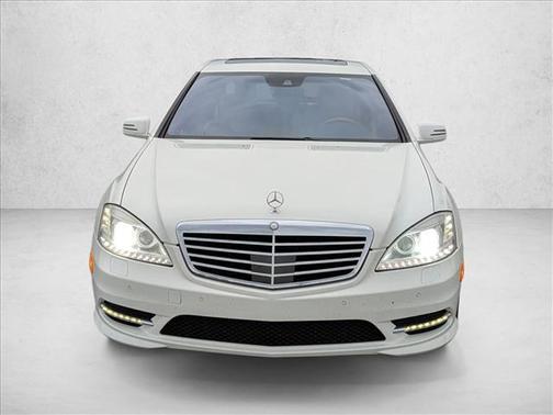 2011 Mercedes-Benz S-Class S 550