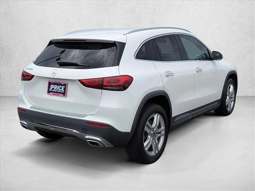 Polar White 2022 Mercedes-Benz GLA 250 Base