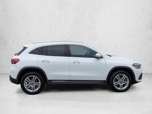 Polar White 2022 Mercedes-Benz GLA 250 Base