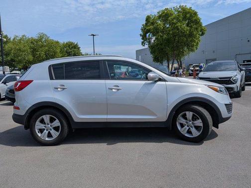 Bright Silver 2013 Kia Sportage LX