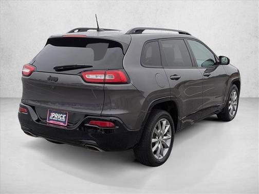 Granite Crystal Metallic Clearcoat 2018 Jeep Cherokee Latitude