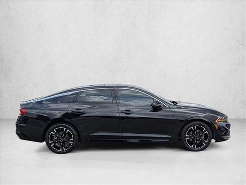 Ebony Black 2024 Kia K5 GT-Line