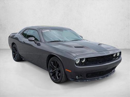 2016 Dodge Challenger SXT