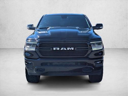 Diamond Black Crystal Pearlcoat 2020 RAM 1500 Laramie