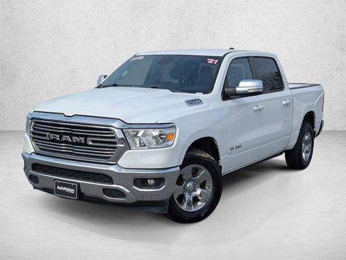 Bright White Clearcoat 2021 RAM 1500 Big Horn/Lone Star