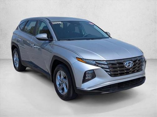 2023 Hyundai TUCSON SE