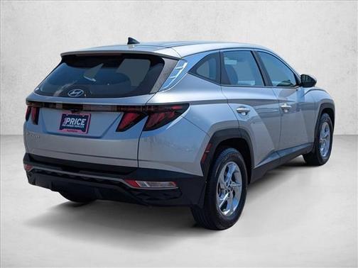 2023 Hyundai TUCSON SE