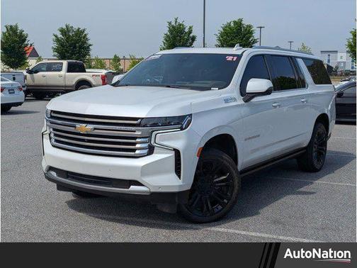 Iridescent Pearl Tricoat 2021 Chevrolet Suburban 2WD High Country