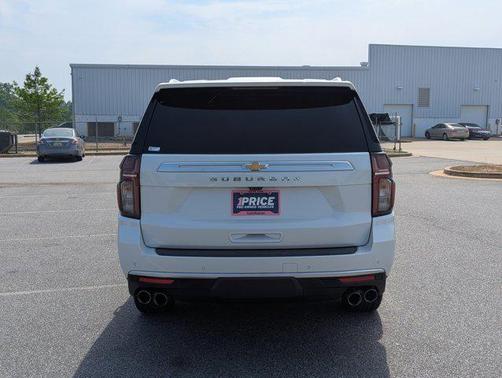 Iridescent Pearl Tricoat 2021 Chevrolet Suburban 2WD High Country