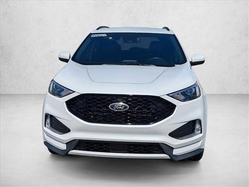 Star White Metallic Tri-Coat 2022 Ford Edge ST Line