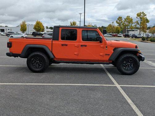 2020 Jeep Gladiator Sport