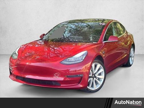 Pearl White Multi-Coat 2019 Tesla Model 3 Mid Range