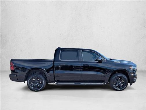 Diamond Black Crystal Pearlcoat 2026 RAM 1500 Big Horn/Lone Star