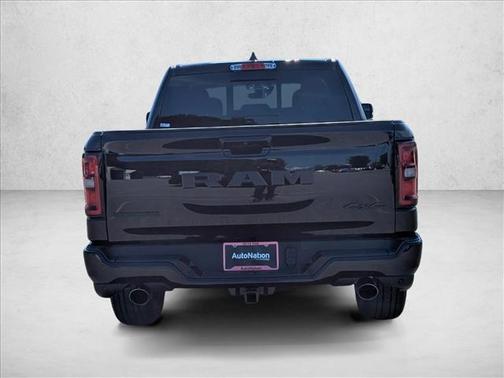 Diamond Black Crystal Pearlcoat 2026 RAM 1500 Big Horn/Lone Star