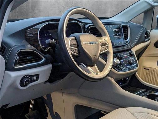 2021 Chrysler Pacifica Hybrid Limited