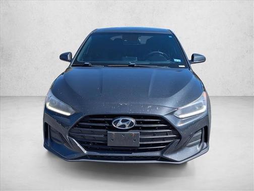2019 Hyundai Veloster 2
