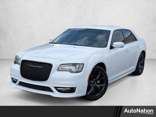 Bright White Clearcoat 2022 Chrysler 300 Touring