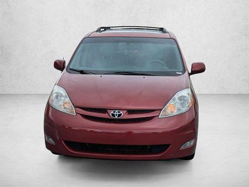 Salsa Red Pearl 2010 Toyota Sienna XLE