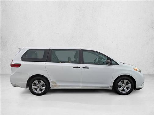 2015 Toyota Sienna L