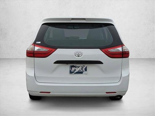 2015 Toyota Sienna L