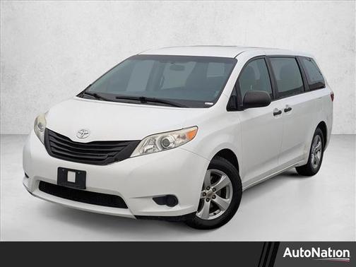 2015 Toyota Sienna L