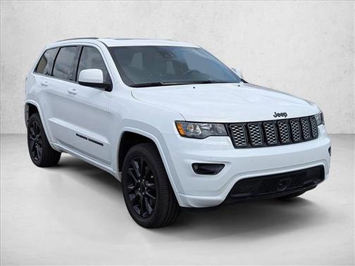2022 Jeep Grand Cherokee Laredo