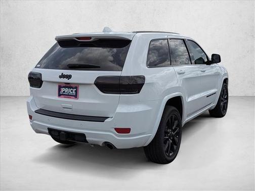 2022 Jeep Grand Cherokee Laredo