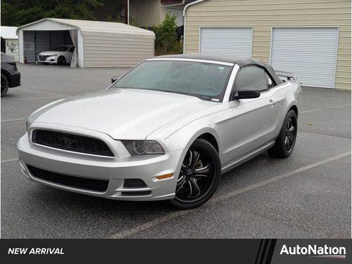 Black 2014 Ford Mustang V6