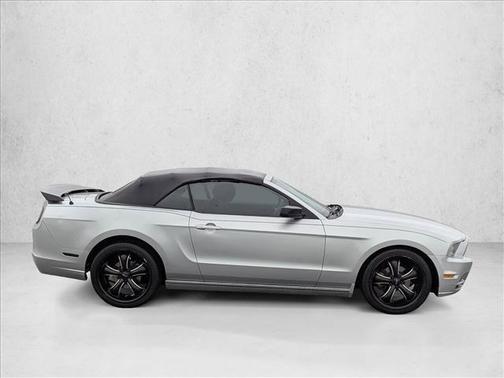 Black 2014 Ford Mustang V6