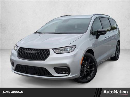 2026 Chrysler Pacifica L