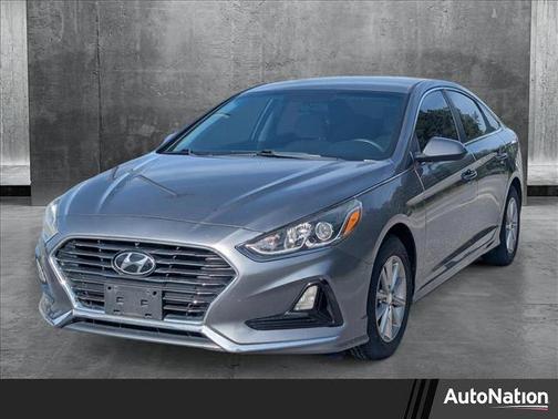 2018 Hyundai SONATA SE