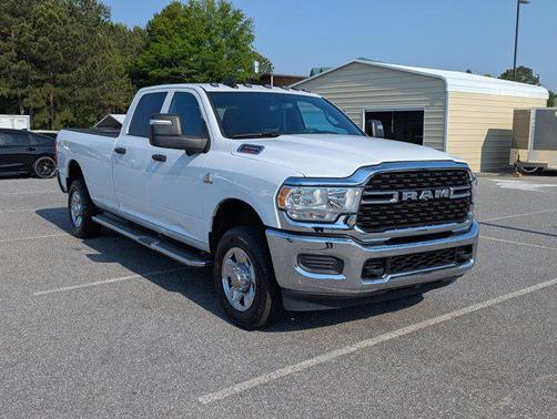 Bright White Clearcoat 2023 RAM 3500 Tradesman Crew Cab 4x4 8' Box