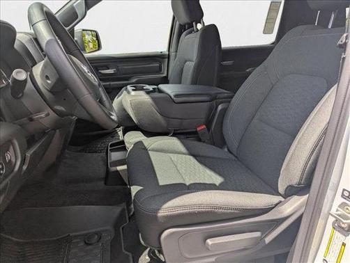 2026 RAM 1500 Warlock Crew Cab 4x4 5'7' Box