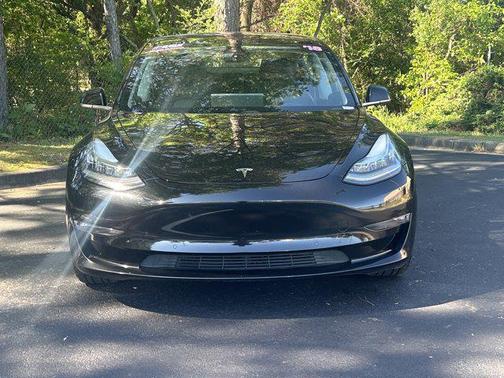 Pearl White Multi-Coat 2018 Tesla Model 3 Long Range