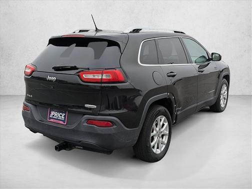 Brilliant Black Crystal Pearlcoat 2015 Jeep Cherokee Latitude