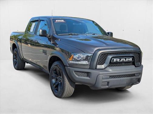 2024 RAM 1500 Classic Warlock Crew Cab 4x2 5'7' Box
