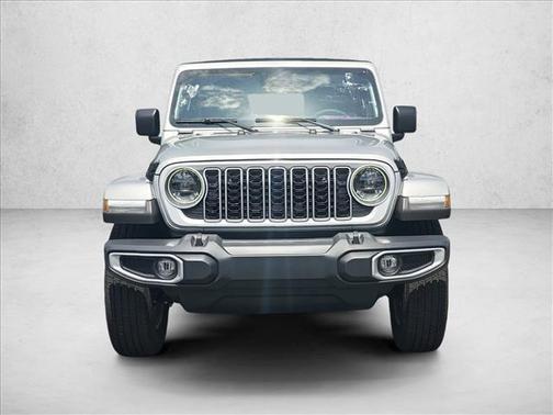 Silver Zynith Clearcoat 2024 Jeep Wrangler 4-Door Sahara 4x4
