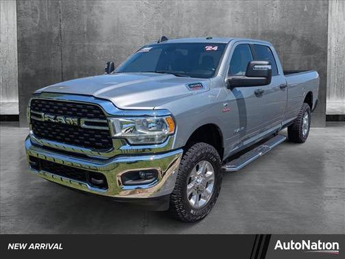 2024 RAM 3500 Big Horn Crew Cab 4x4 8' Box