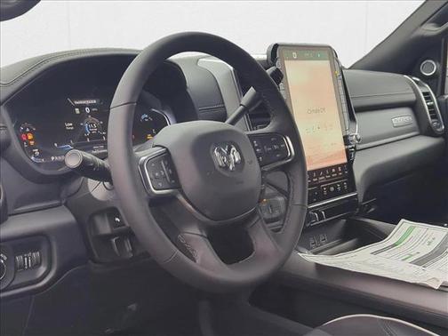 2025 RAM 2500 Laramie Crew Cab 4x4 6'4' Box