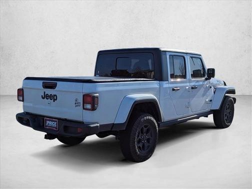 2022 Jeep Gladiator Sport