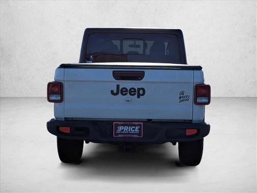 2022 Jeep Gladiator Sport