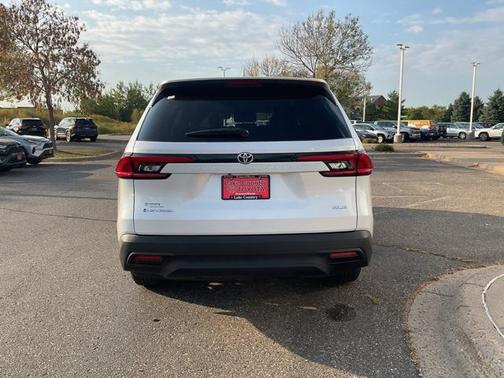2024 Toyota Grand Highlander Hybrid XLE