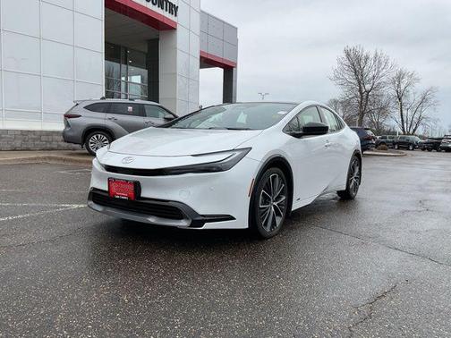 2024 Toyota Prius XLE