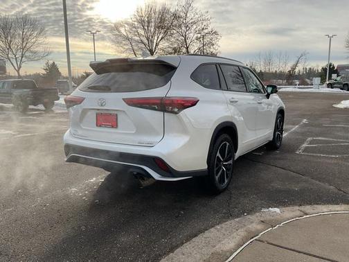 2021 Toyota Highlander XSE