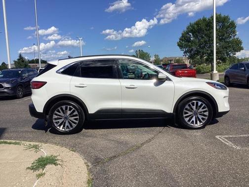 2021 Ford Escape Titanium