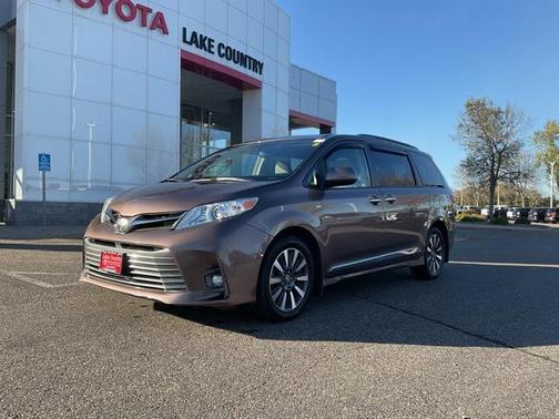 2019 Toyota Sienna XLE Premium
