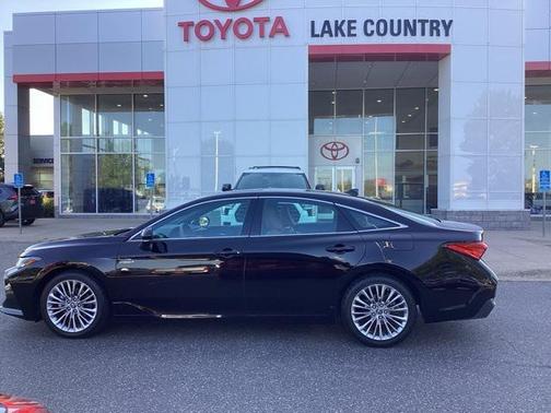 2019 Toyota Avalon Hybrid Limited